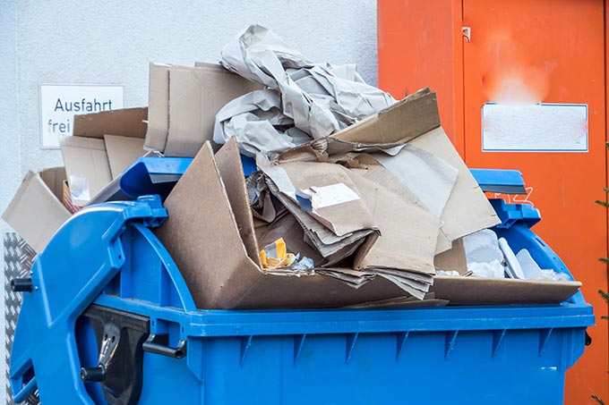 Der Papierverbrauch für Versandverpackungen hat sich in Deutschland zwischen 2010 und 2020 fast verdoppelt. - Foto: iStock.com/Animaflora